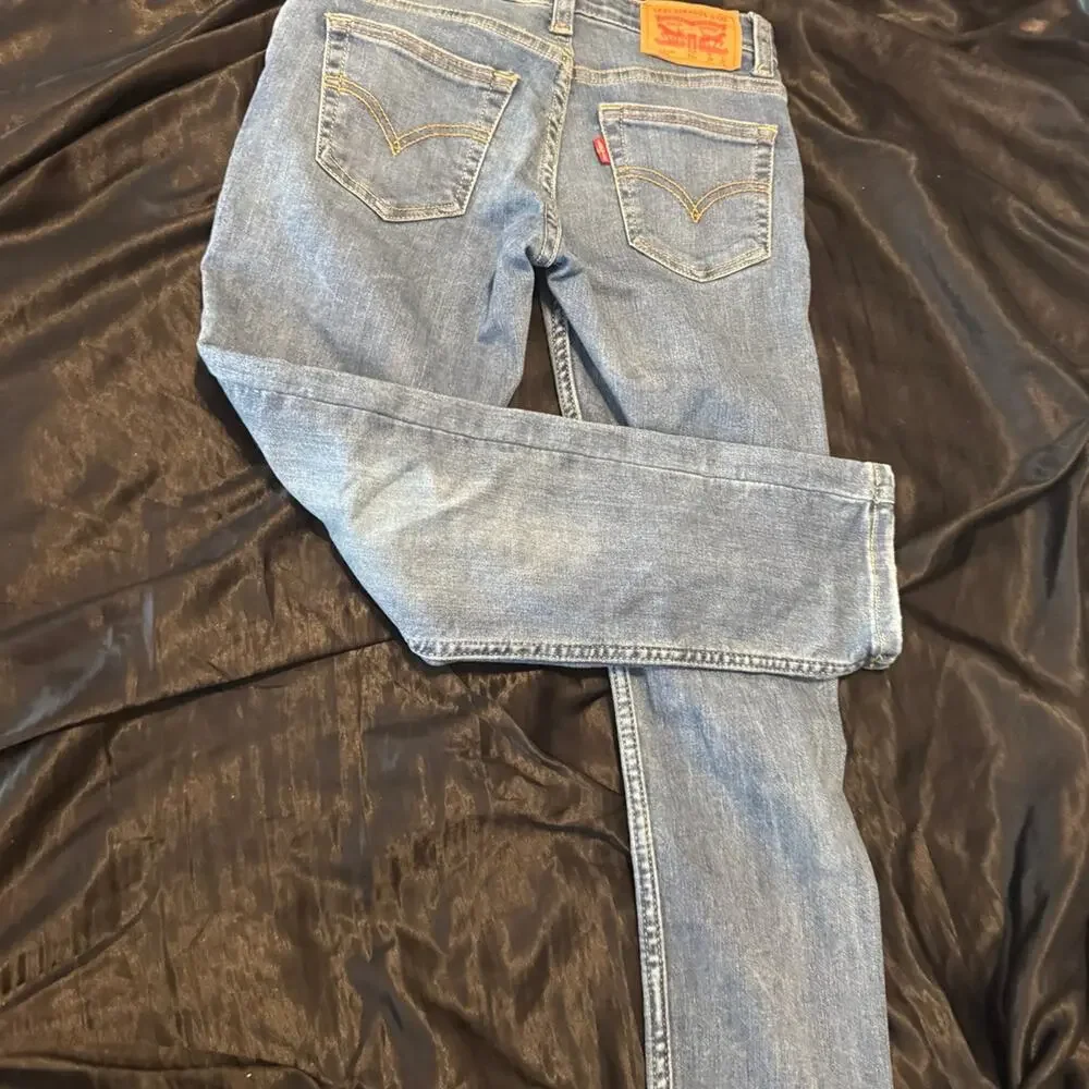 Levi’s jeans boys size 8 Regular ❤️